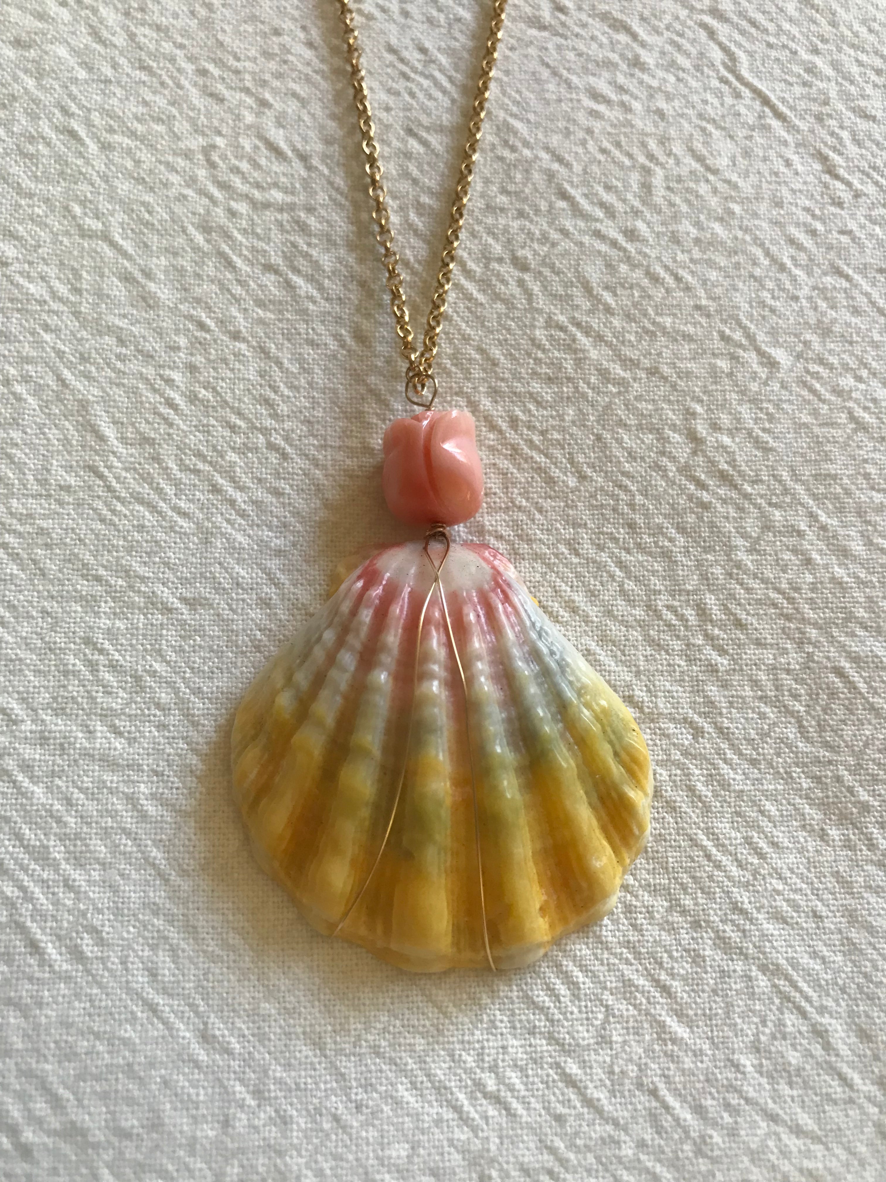 LARGE SUNRISE SHELL